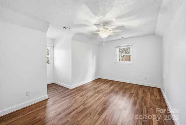 3509 Chapel View Court, Denver, NC 28037