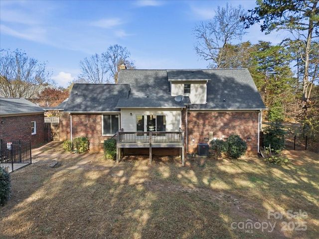 3509 Chapel View Court, Denver, NC 28037