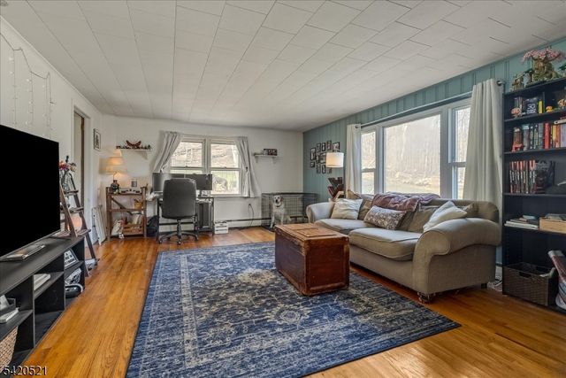 195 Allamuchy Rd, Frelinghuysen Twp., NJ 07821