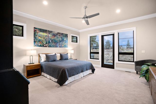 61547 Hosmer Lake Drive, Bend, OR 97702