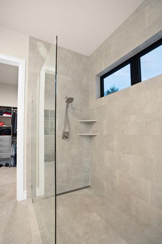 61547 Hosmer Lake Drive, Bend, OR 97702