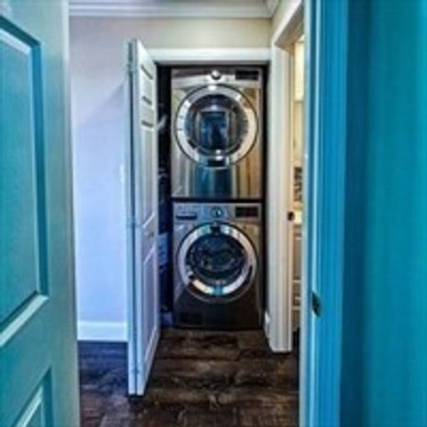 3920 Mystic Valley Pkwy 1002, Medford, MA 02155