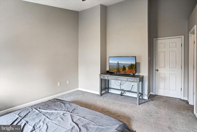 9663 DAVISON RD, Middle River, MD 21220