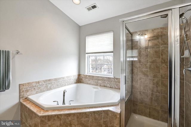 9663 DAVISON RD, Middle River, MD 21220