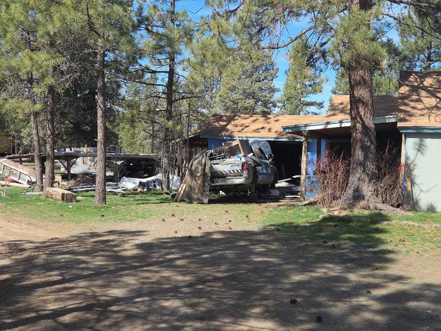 30270 Sprague River Drive, Chiloquin, OR 97624