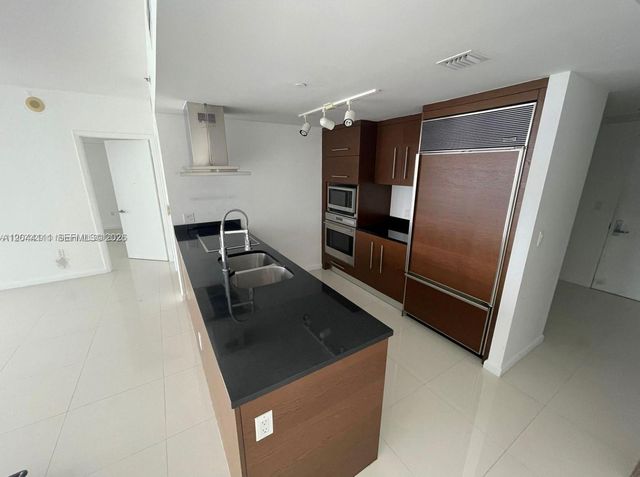 495 Brickell Ave 4804, Miami, FL 33131