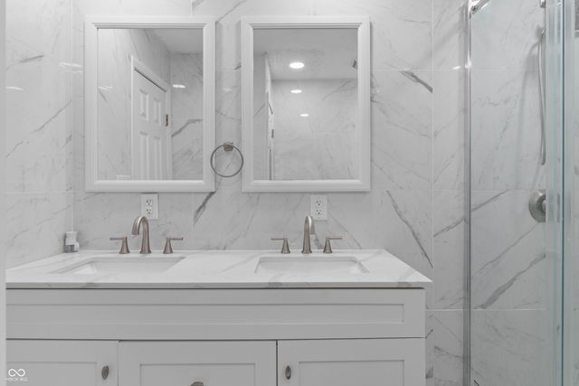 9106 Broken Arrow Road, Indianapolis, IN 46234