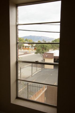 1100 Alvarado Drive SE 204, Albuquerque, NM 87108