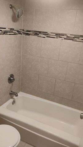 1100 Alvarado Drive SE 204, Albuquerque, NM 87108