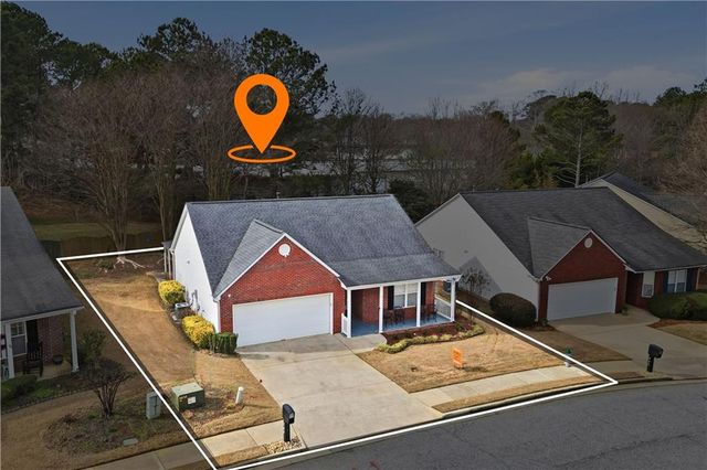 709 Jacoby Drive, Loganville, GA 30052