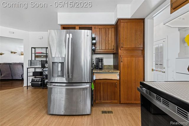 15145 Susanna Street, Livonia, MI 48154