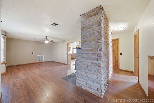 6847 W 390 Road, Adair, OK 74330