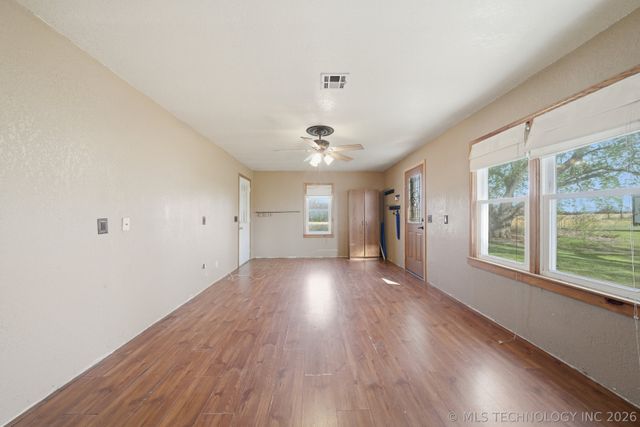 6847 W 390 Road, Adair, OK 74330