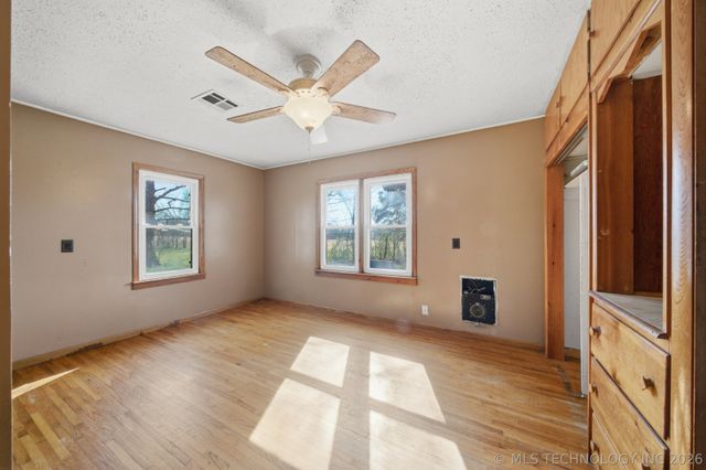 6847 W 390 Road, Adair, OK 74330