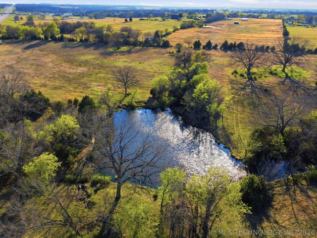 6847 W 390 Road, Adair, OK 74330