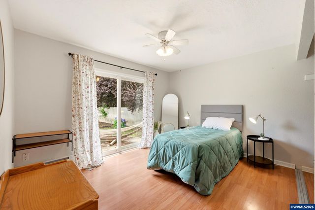 528 NW 22nd St, Mcminnville, OR 97128