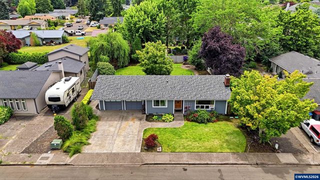528 NW 22nd St, Mcminnville, OR 97128