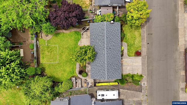 528 NW 22nd St, Mcminnville, OR 97128