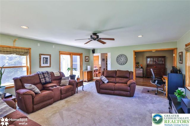 4612 Concord Circle, Bethlehem Twp, PA 18045