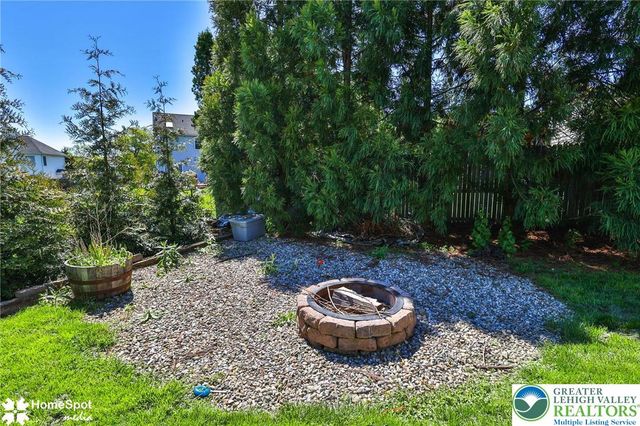 4612 Concord Circle, Bethlehem Twp, PA 18045