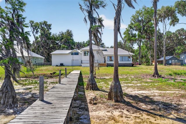 2473 SE 30TH STREET, Melrose, FL 32666
