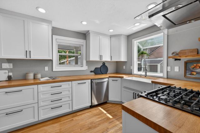 2149 6th Ave, Sacramento, CA 95818