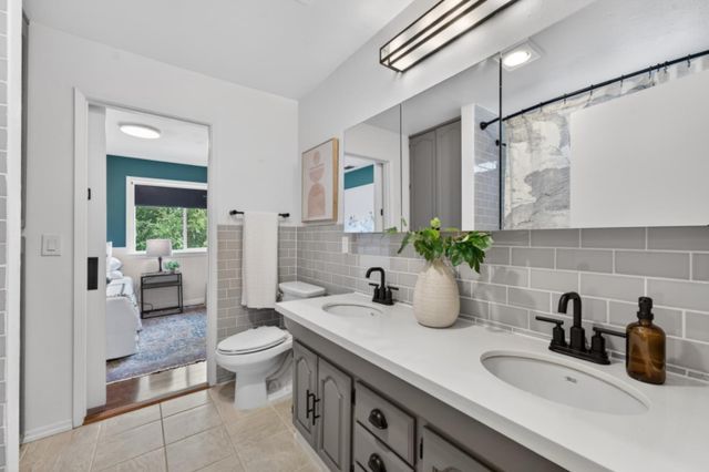 2149 6th Ave, Sacramento, CA 95818