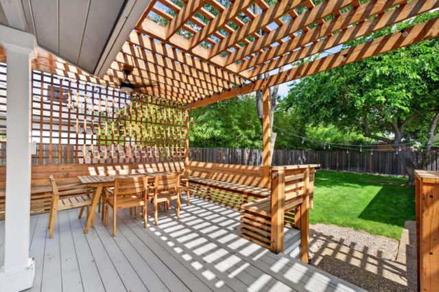 2149 6th Ave, Sacramento, CA 95818