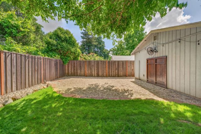 2149 6th Ave, Sacramento, CA 95818
