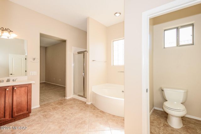 10737 S Miralago Drive, Vail, AZ 85641