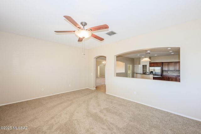 10737 S Miralago Drive, Vail, AZ 85641