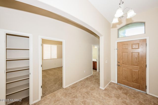 10737 S Miralago Drive, Vail, AZ 85641