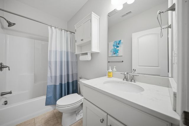 10 Milano Way, Salem, NH 03079
