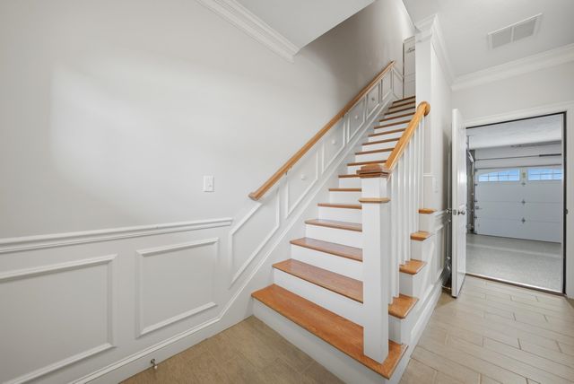 10 Milano Way, Salem, NH 03079