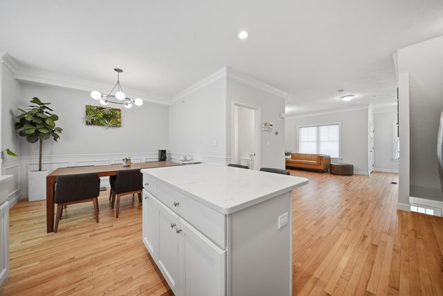 10 Milano Way, Salem, NH 03079