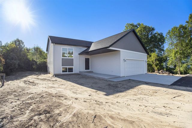 3541 Wickham Drive, Norton Shores, MI 49441