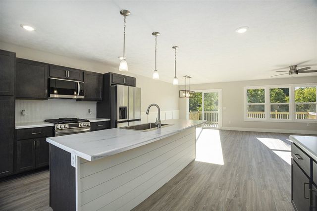 3541 Wickham Drive, Norton Shores, MI 49441