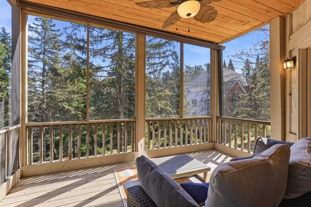 685 Valley View Court, Shoreview, MN 55126