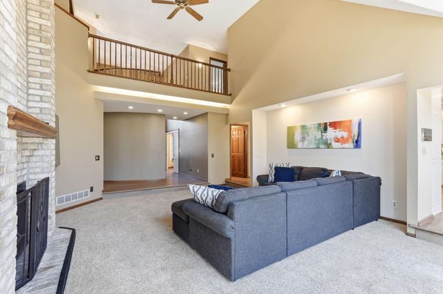685 Valley View Court, Shoreview, MN 55126
