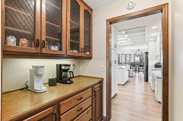 685 Valley View Court, Shoreview, MN 55126