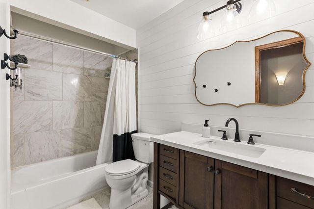 685 Valley View Court, Shoreview, MN 55126