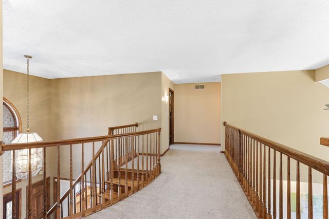 685 Valley View Court, Shoreview, MN 55126