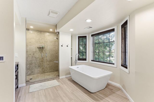 685 Valley View Court, Shoreview, MN 55126