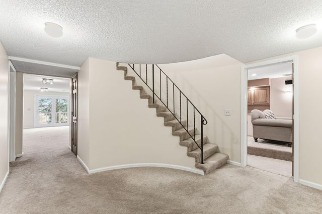 685 Valley View Court, Shoreview, MN 55126