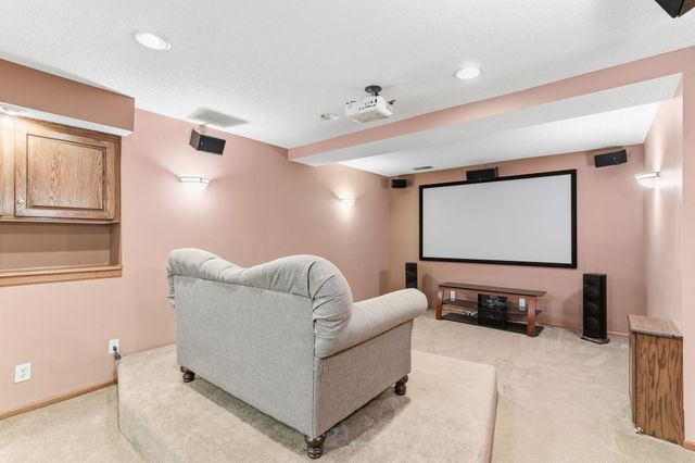 685 Valley View Court, Shoreview, MN 55126