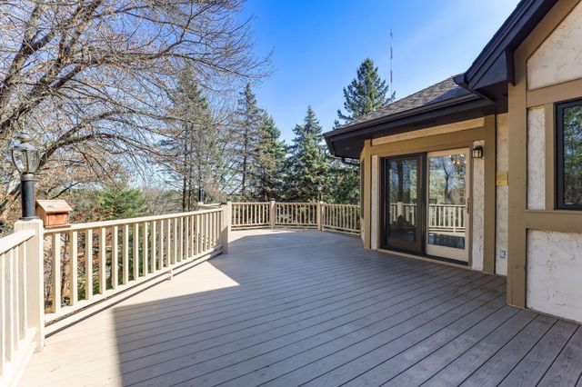 685 Valley View Court, Shoreview, MN 55126