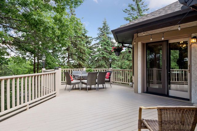 685 Valley View Court, Shoreview, MN 55126