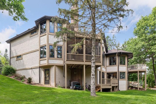685 Valley View Court, Shoreview, MN 55126