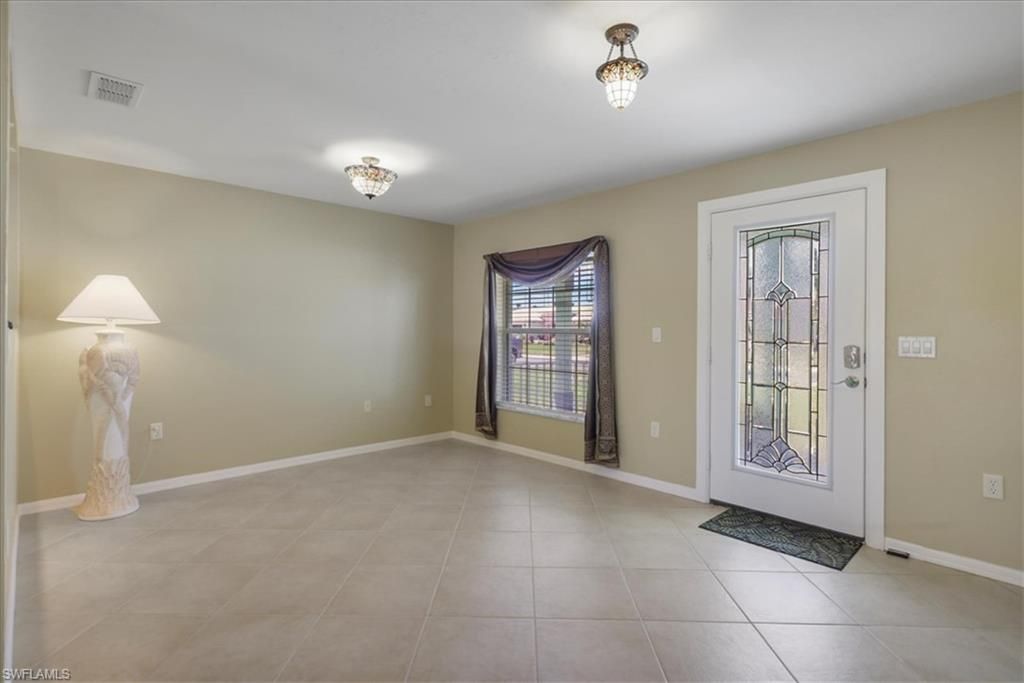 8141 Liriope LOOP, LEHIGH ACRES, FL 33972 — photo 3