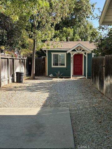 3728 Briscoe St, Riverside, CA 92506